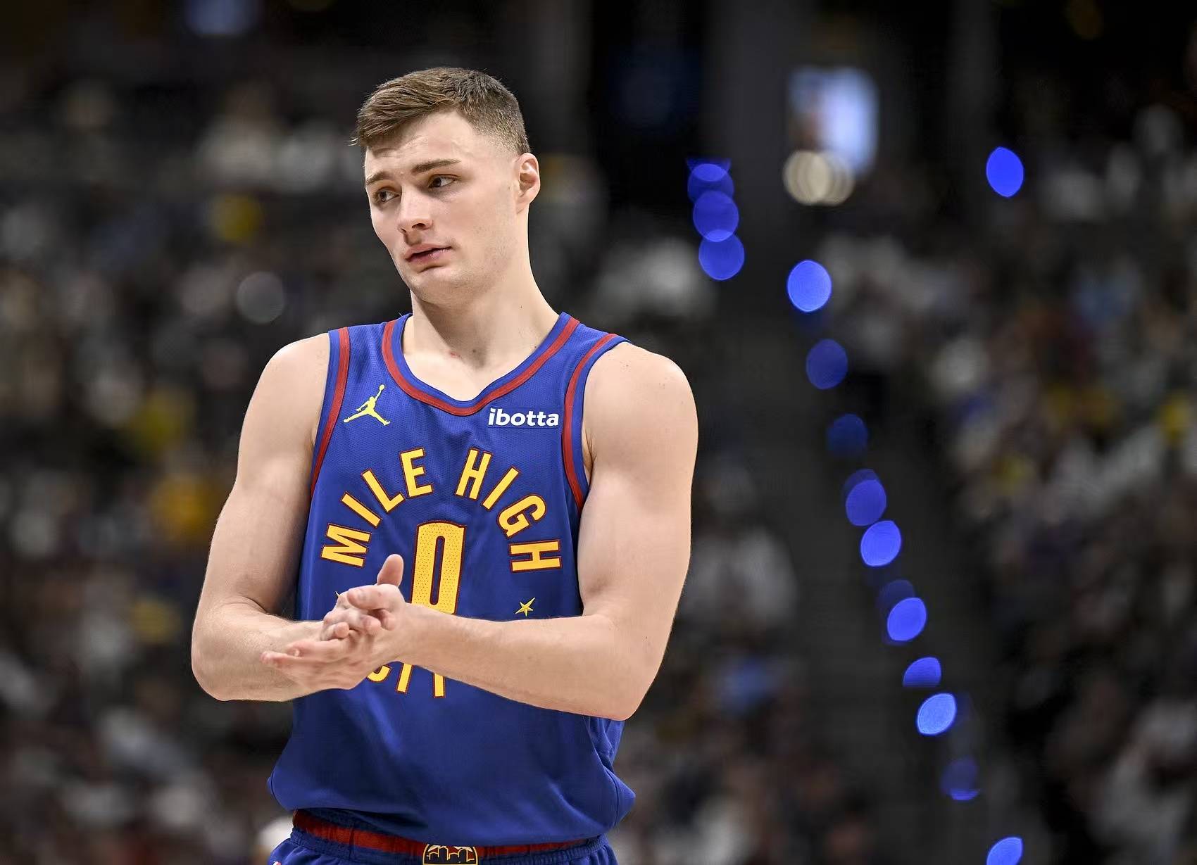 包含四川队绝杀步行者，约基奇惊艳四座的词条