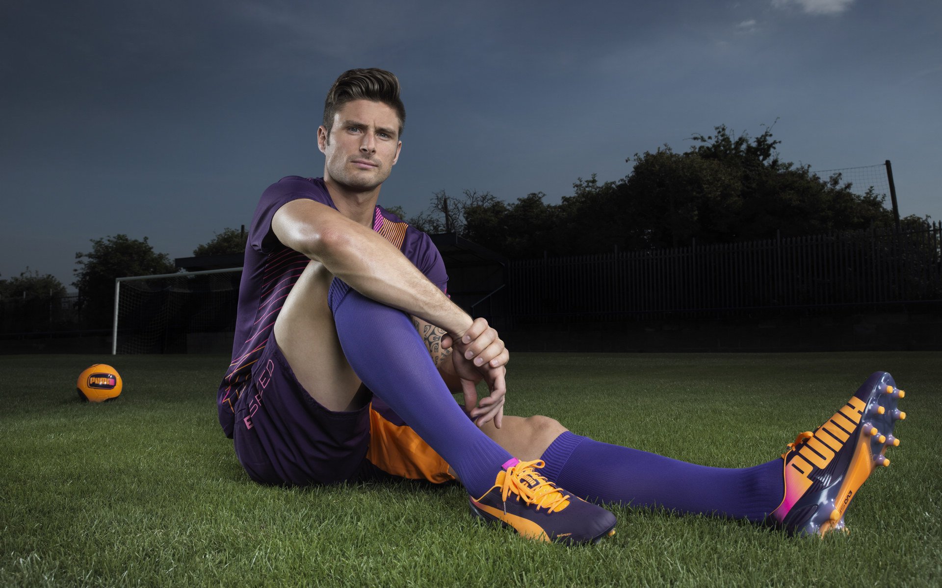 宿命的回响，当库里射落星辰，约基奇在赛车轰鸣中定义统治